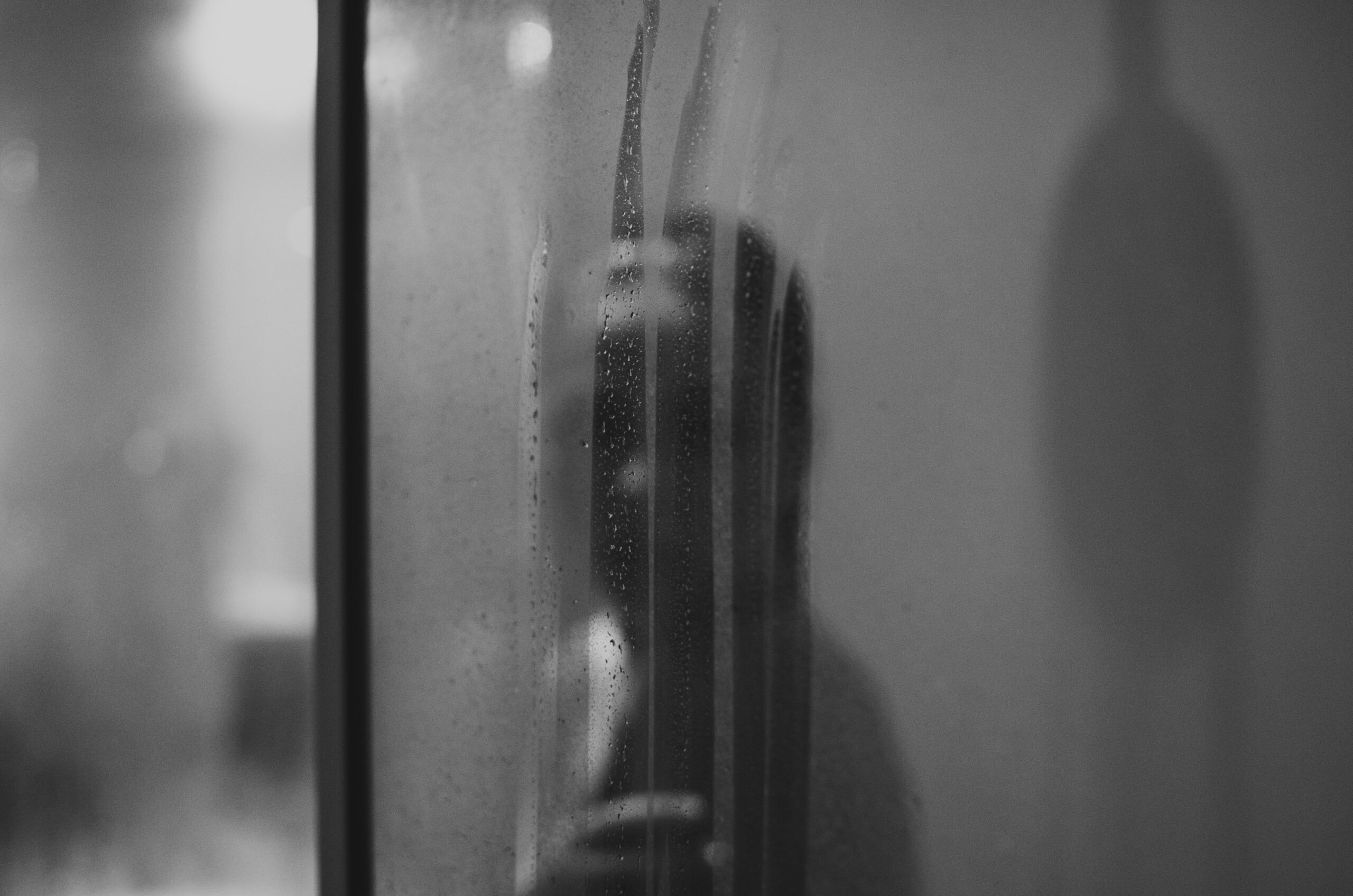 Czyszczenie kabiny prysznicowej – najskuteczniejsze metody